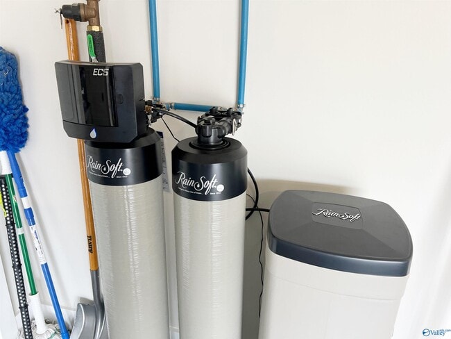 Building Photo - 531 Town Madison Blvd