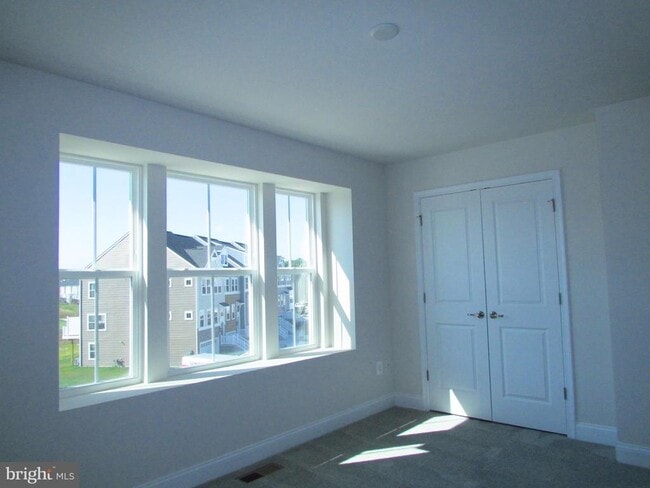 Building Photo - 35251 Wright Way