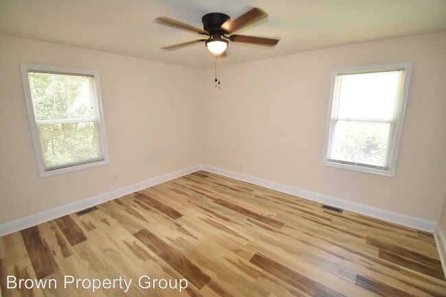 Building Photo - 453 Sheffield Ct