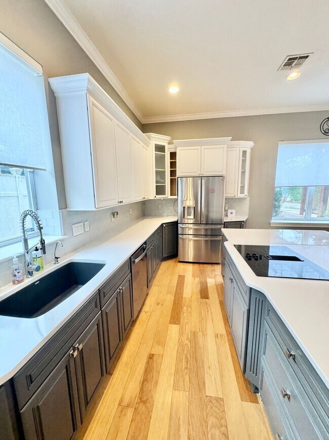 Building Photo - LUXURY RENTAL In Maitland - Winter Park Area 32751