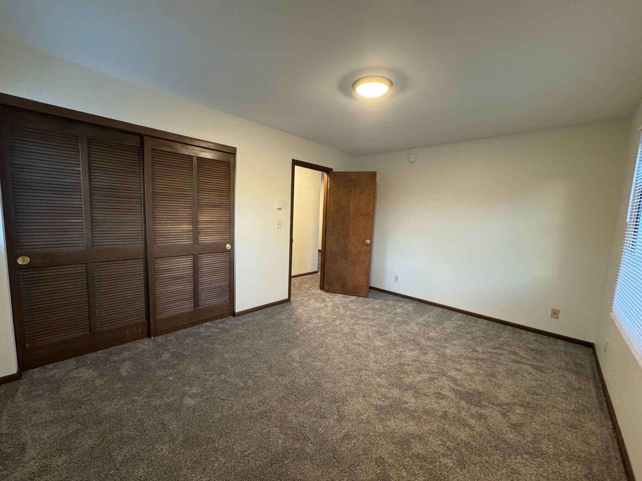 Building Photo - 1404 Hayden Ave