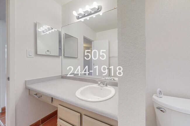 Building Photo - 876 Tramway Ln Ct NE