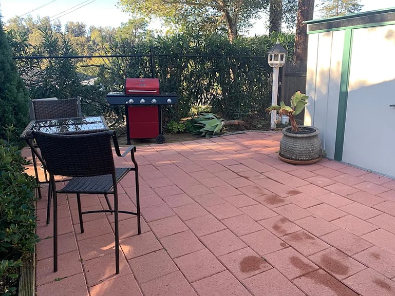 Building Photo - 700 Westmont Rd