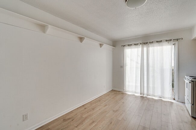 Building Photo - 732 Marley Way