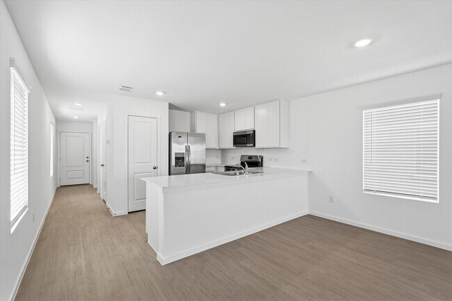 Building Photo - 724 Wagtail Dr