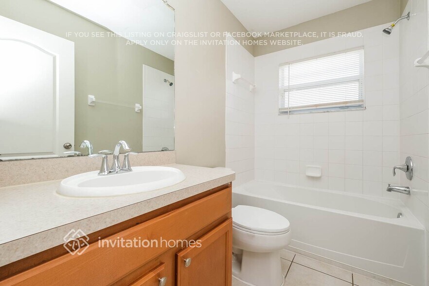 Building Photo - 7530 Maroon Peak Dr