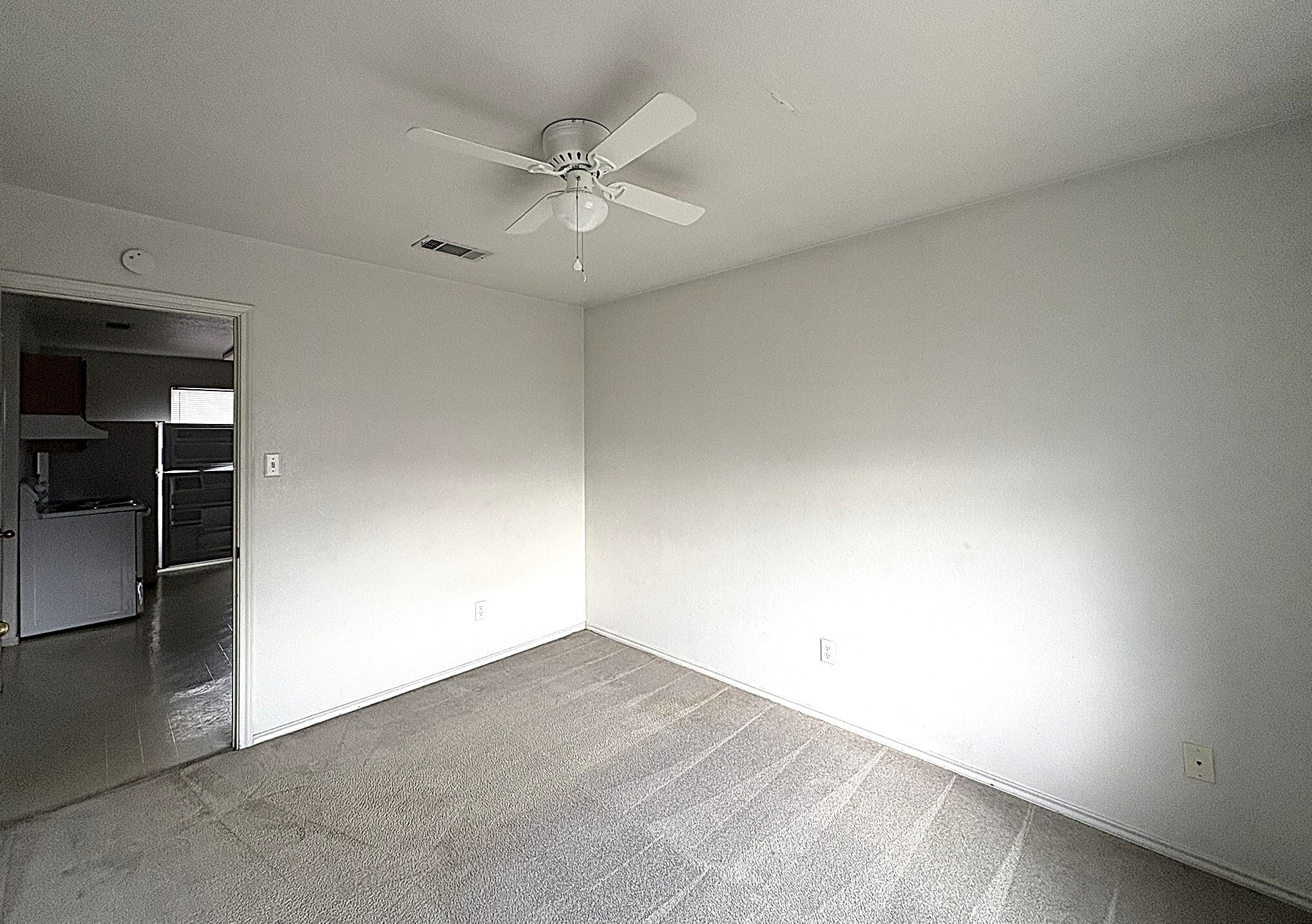 Building Photo - 1706 Windward Dr