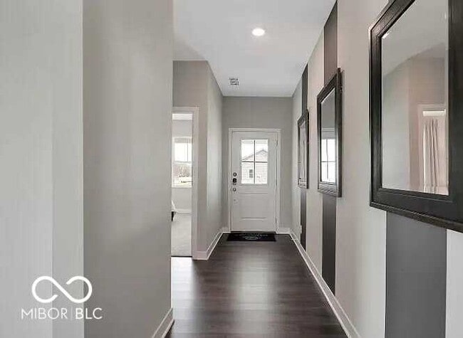 Building Photo - 11387 Plough St