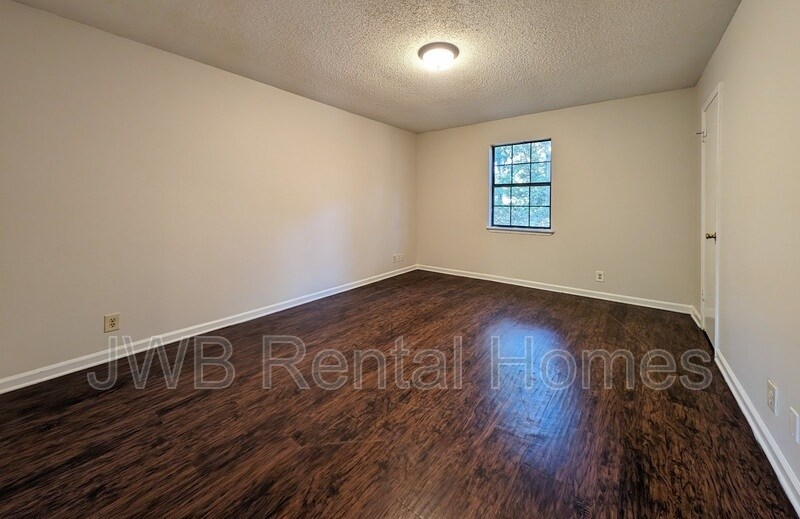 Building Photo - 4442 Georgetown Dr