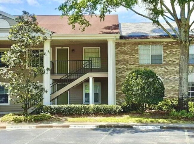 Primary Photo - 124 Reserve Cir