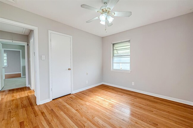 Building Photo - 2703 Cypress St