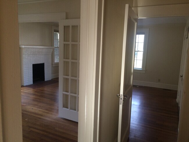 Building Photo - 100 Atwood St