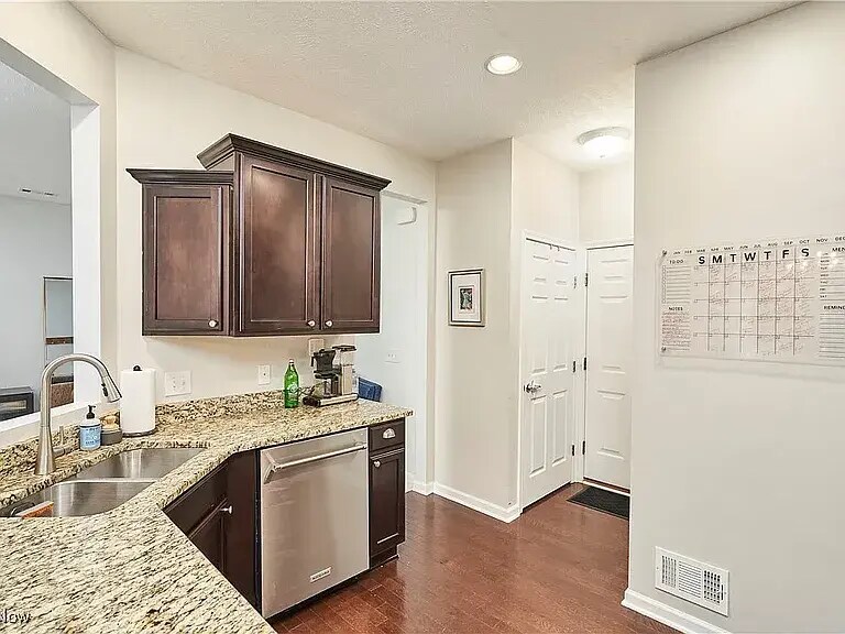 Building Photo - 4042 Gardiner Run