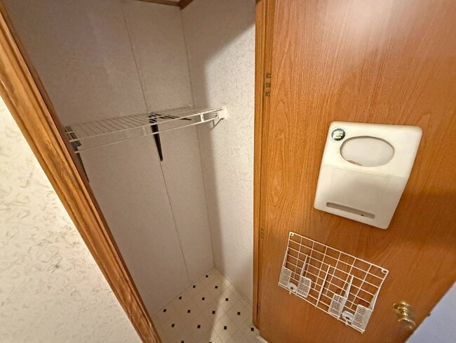 Building Photo - 2900 N Apperson Way