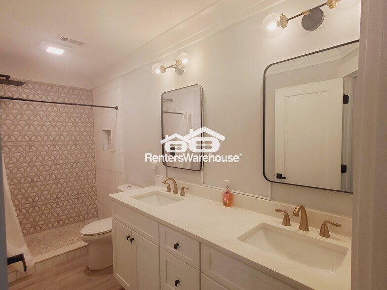 Building Photo - 2220 Haverhill Ct SE