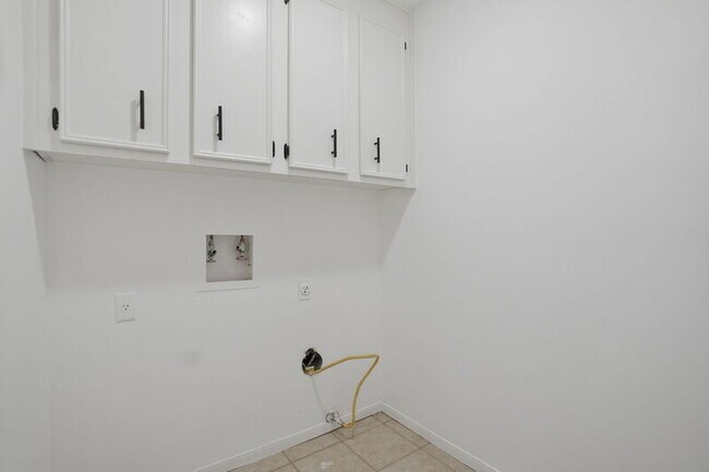 Building Photo - 66 T Huxley Ln