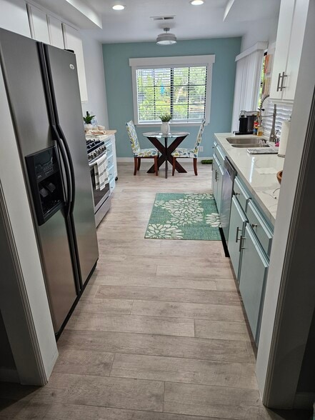 Building Photo - 20122 Bayfront Ln