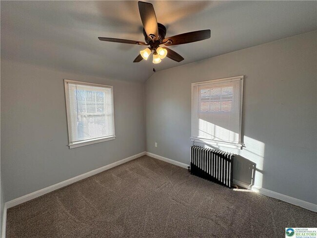 Building Photo - 724 N Muhlenberg St