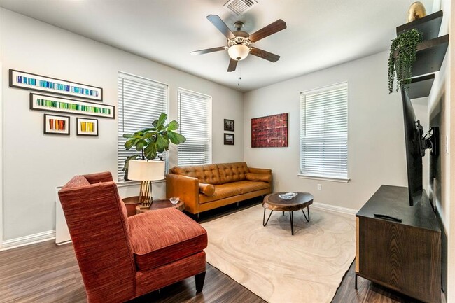 Building Photo - 7911 Mellencamp Dr