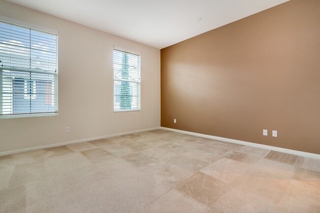 Building Photo - Live in Luxury: Fully Upgraded 2 Bedroom P...