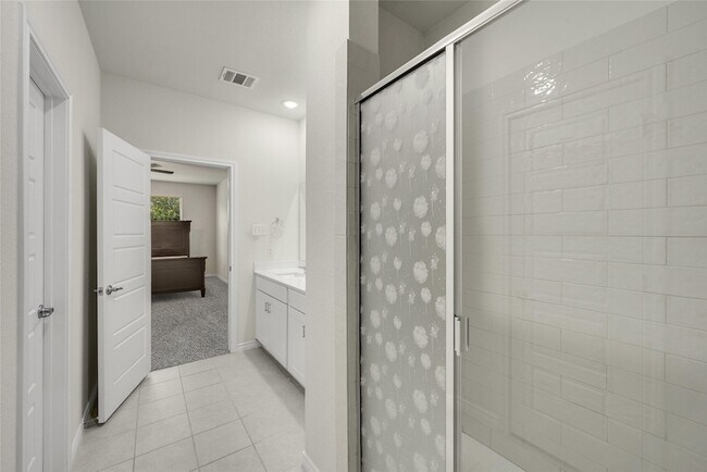 Building Photo - 1117 Goldfinch Dr