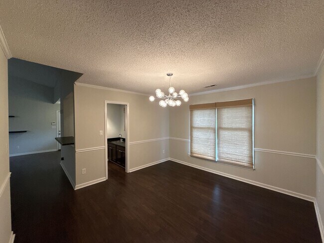 Building Photo - T.R. Lawing Realty Property