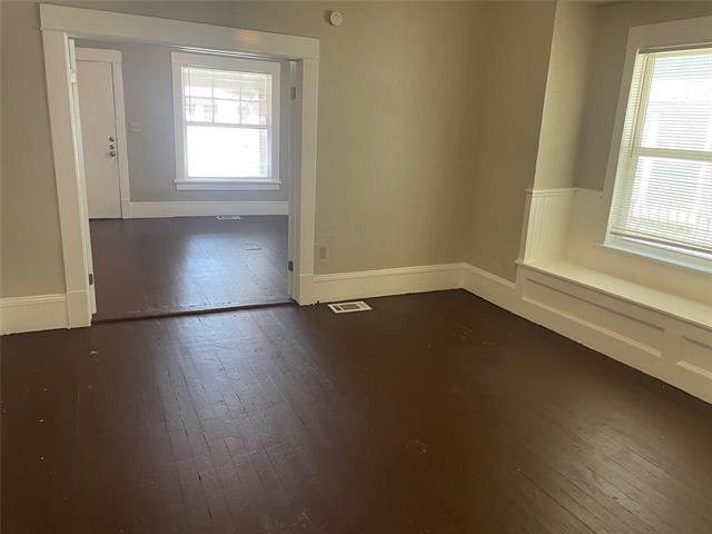 Building Photo - 1118 N Zang Blvd