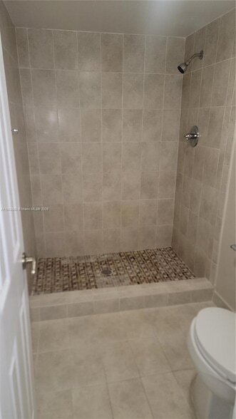 Building Photo - 8401 SW 107th Ave