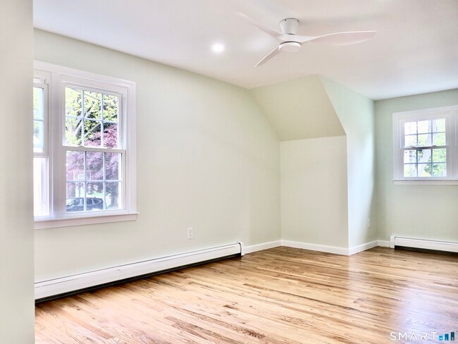 Building Photo - 38 Pepperbush Ln