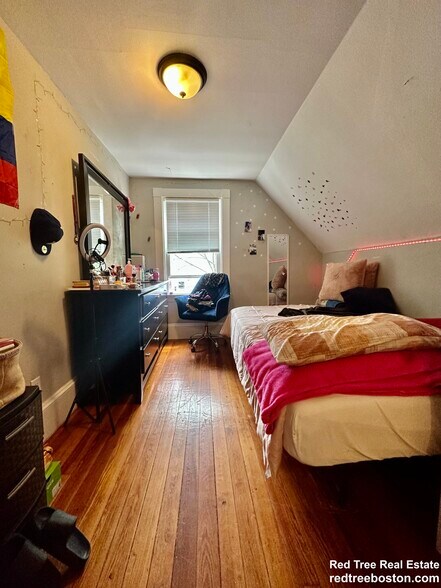 Building Photo - 17 Stratton Ter