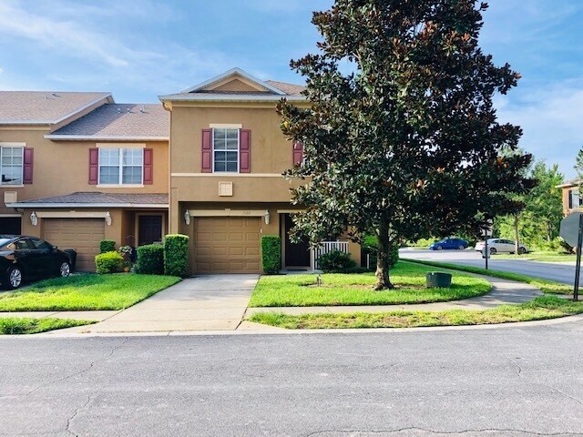 Primary Photo - OVIEDO RENTAL!Wonderful 3 bd 2.5 ba corner...