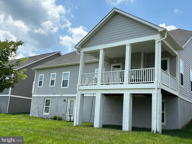 Building Photo - 25656 Spring Planting Ln