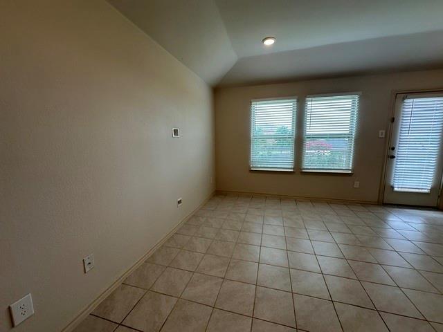 Building Photo - 1202 Meadow Wood Ct