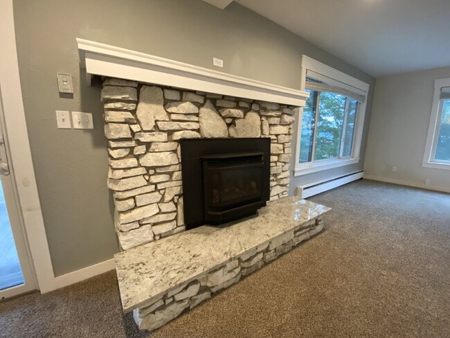 Building Photo - Spacious 2-Bed, 2-Bath Duplex Retreat Over...