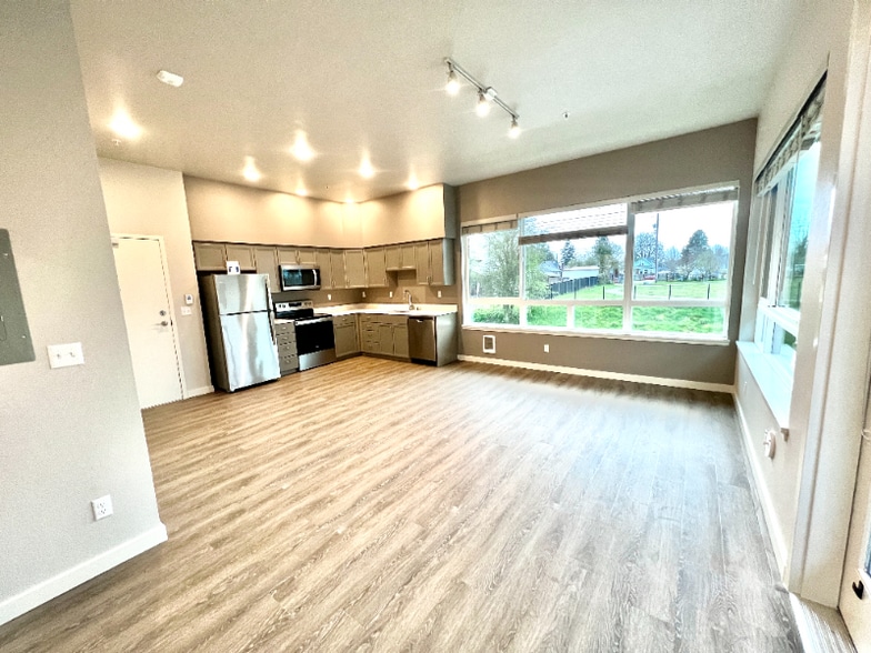 Building Photo - 2330 Yakima Ct