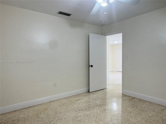 Building Photo - 6777 SW 21st St