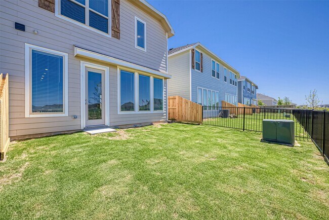 Building Photo - 5554 Amber Brook Ln