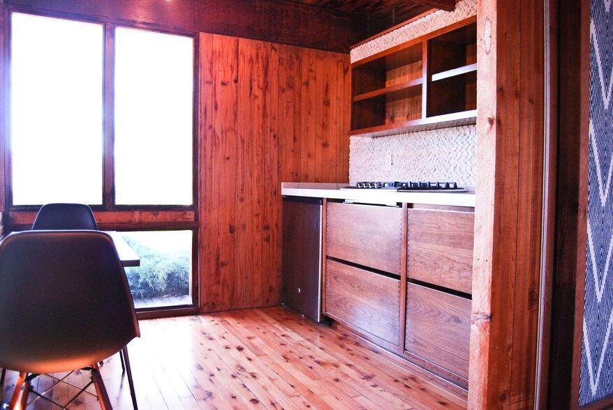 Building Photo - 341 Harbor View Ave