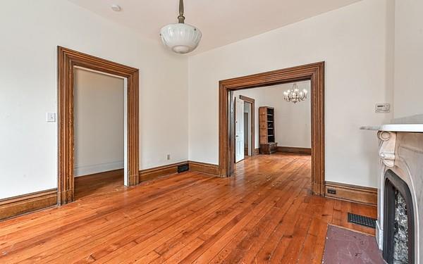 Building Photo - 617 Avery St