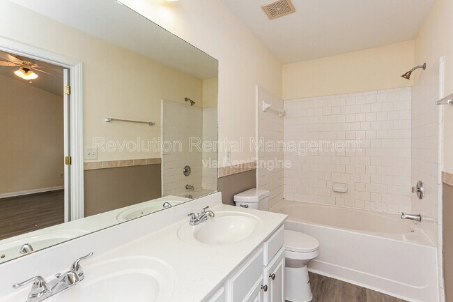 Building Photo - 1007 Whittington Way
