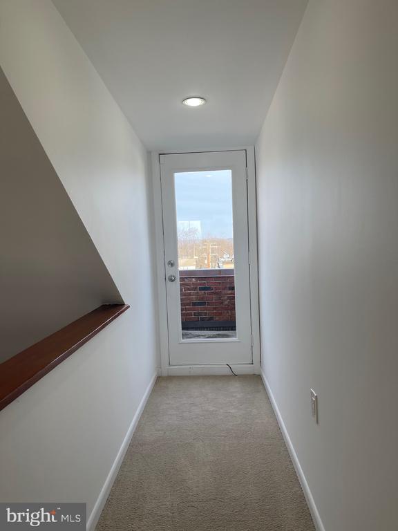 Building Photo - 28 Main St