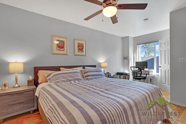 Building Photo - Utilities included- Gorgeous Townhome with Garage