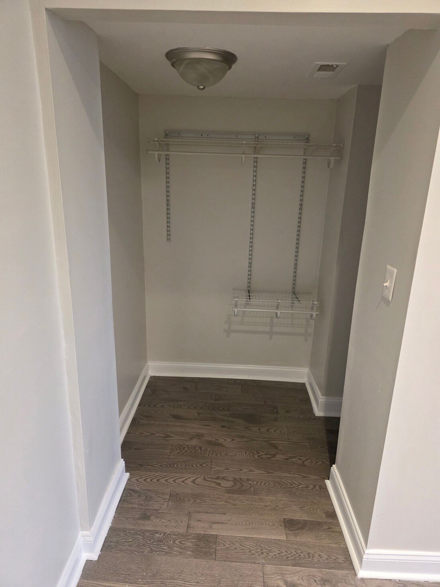 Building Photo - 602 Washington Ln