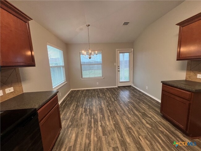 Building Photo - 663 Tom Kemp Dr