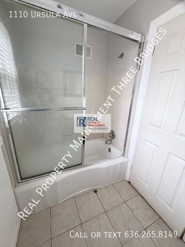 Building Photo - 1110 Ursula Ave