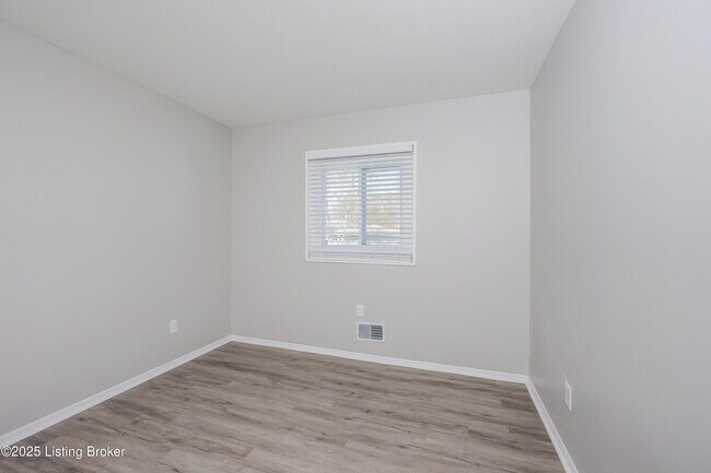 Building Photo - 4513 Cod Dr