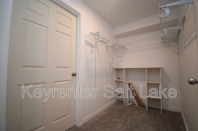 Building Photo - 2726 E Iron Bark Alley