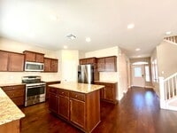 Building Photo - 6162 E Farrin Ave