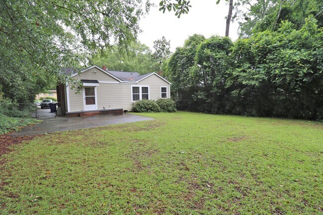 Building Photo - 2716 Heyward St