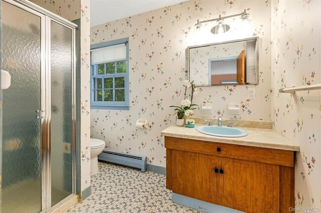 Building Photo - 5 Bronze Ct